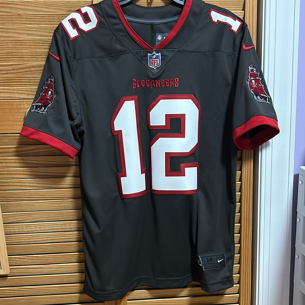 NFL Buccaneers jersey